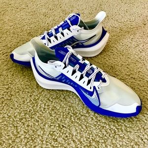 Brand new Nike Zoom Gravity white racer